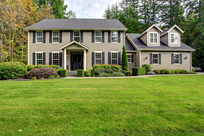 What’s the Best Way to Maintain Siding On My Home?