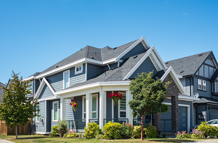 Top Roof Problems to Watch for This Summer